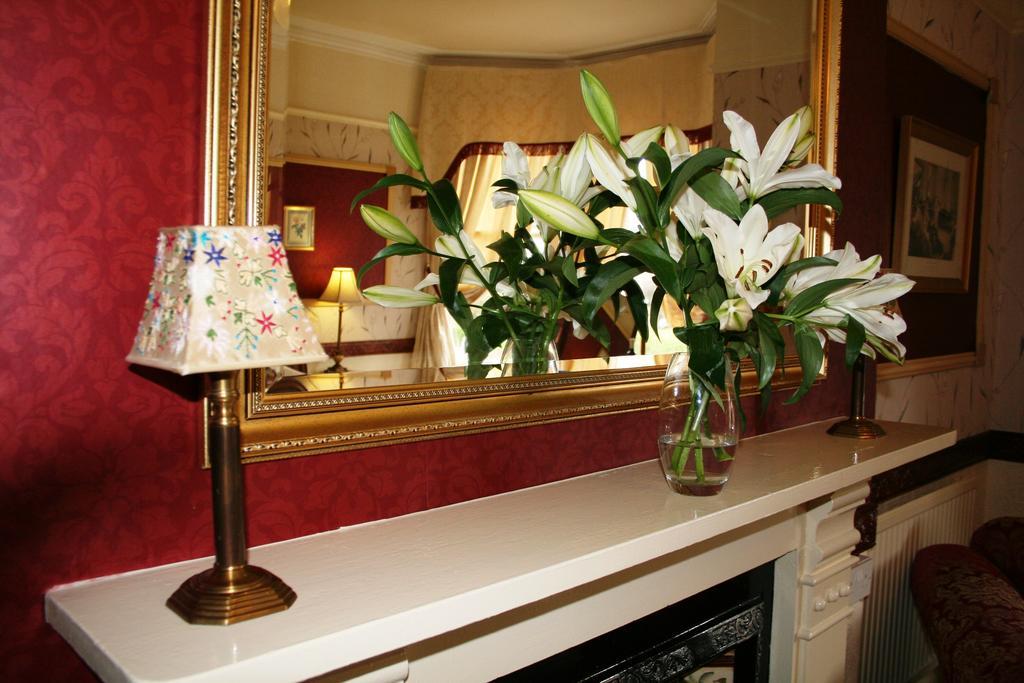 Hotel Cranleigh Bath Exterior foto